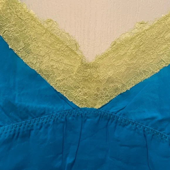 NWOT Moda Int’l lightweight Blue and Green Lace Trim Chemise tank cami XL - Picture 2 of 3